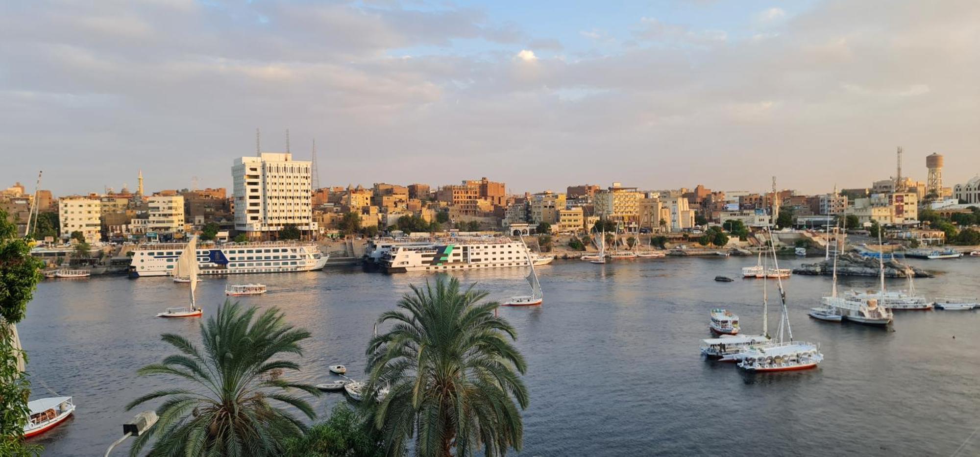 La Terrace Hotel Aswan Luaran gambar